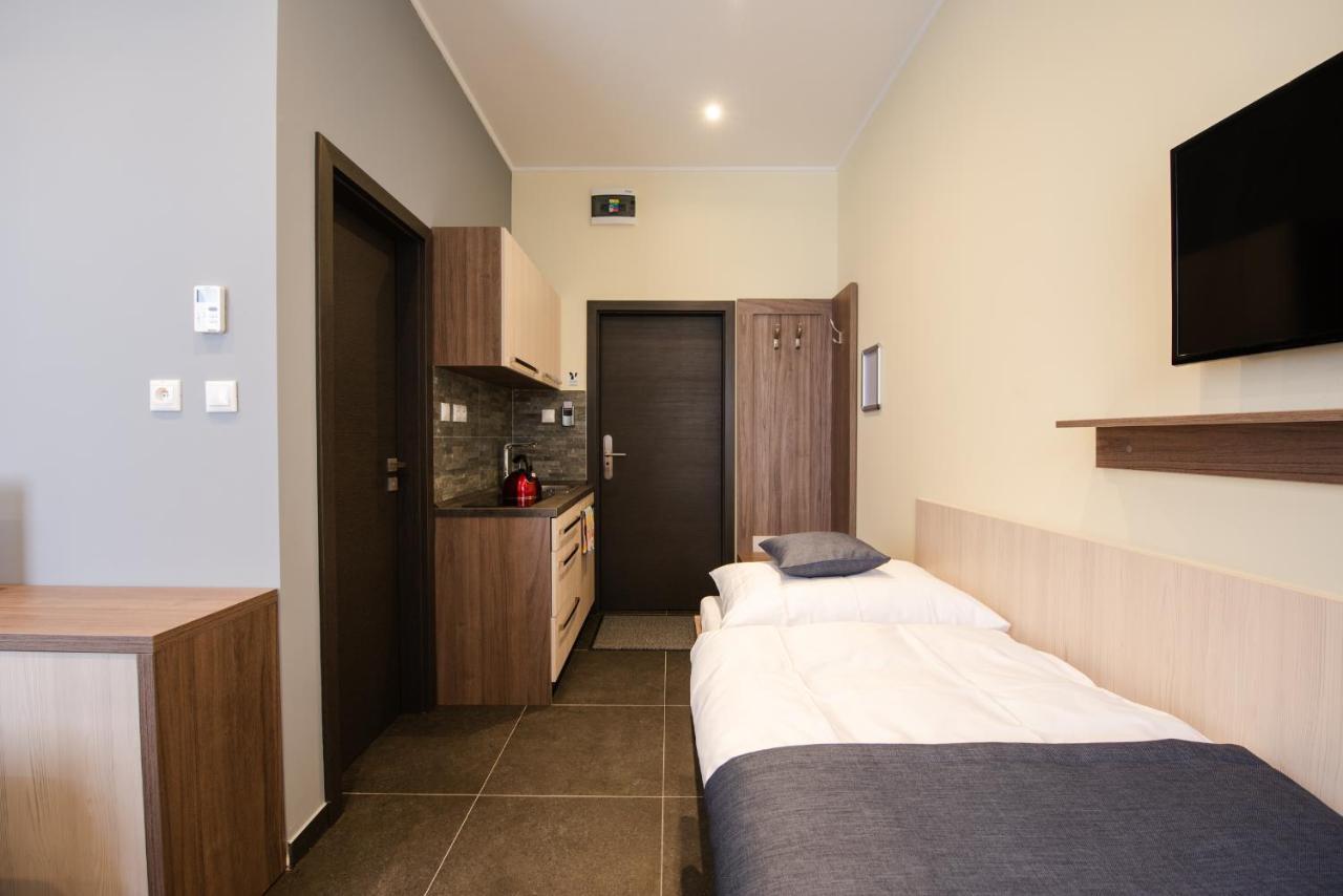 Apartments Danube Bratislava Bagian luar foto