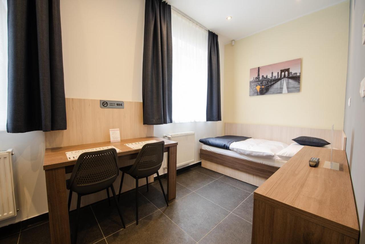 Apartments Danube Bratislava Bagian luar foto